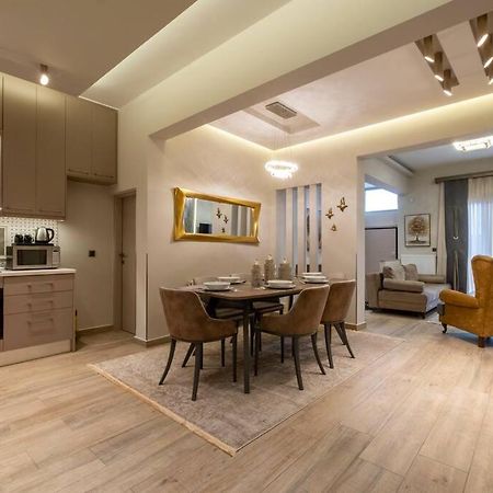 Maison De Luxx A10, Cozy Apartment With Garden In Larissa Bagian luar foto