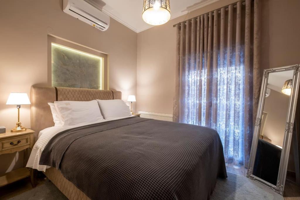 Maison De Luxx A10, Cozy Apartment With Garden In Larissa Bagian luar foto