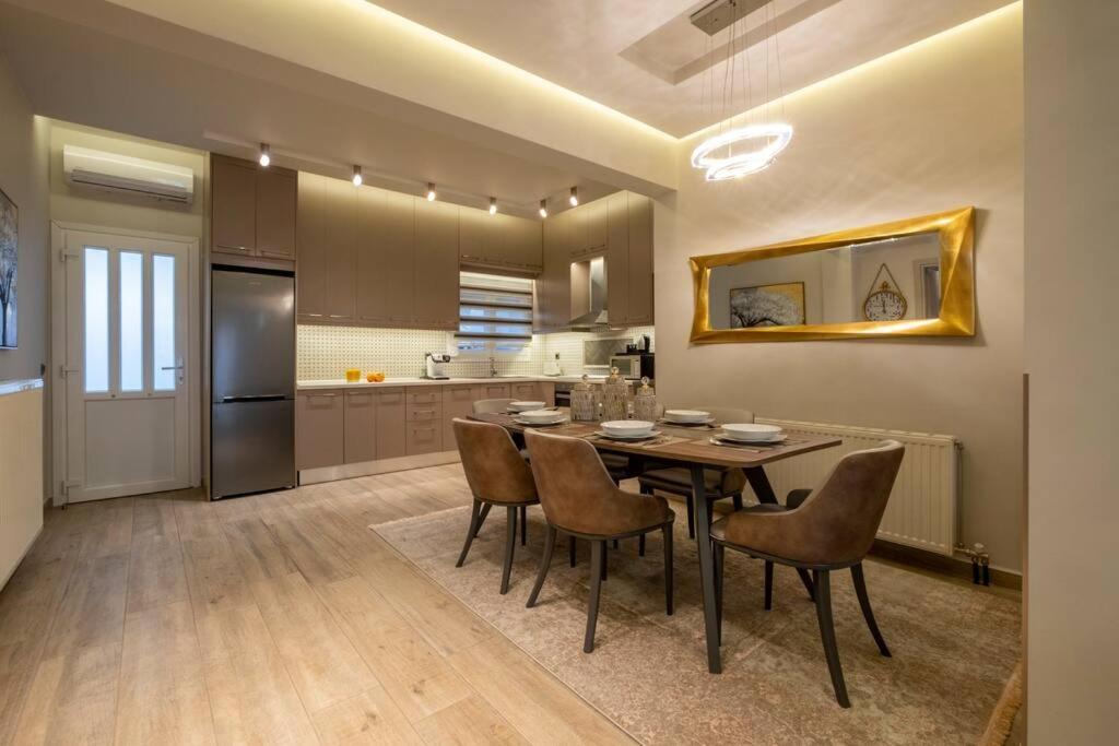 Maison De Luxx A10, Cozy Apartment With Garden In Larissa Bagian luar foto