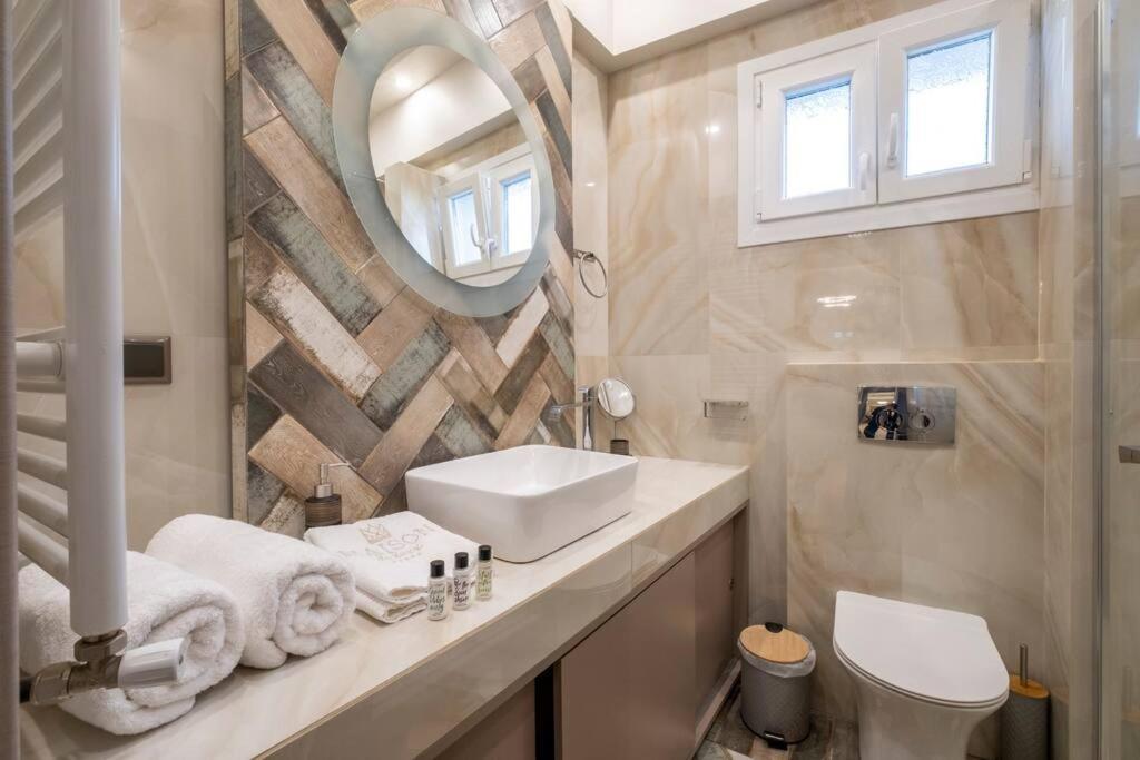 Maison De Luxx A10, Cozy Apartment With Garden In Larissa Bagian luar foto